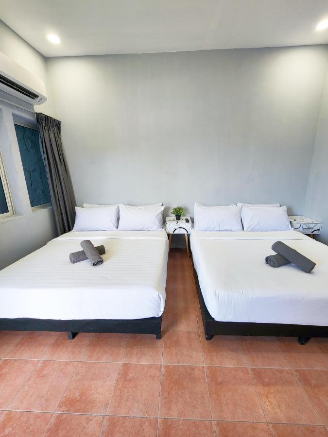 Gurney Coast Guest House By Sky Hive George Town Exterior foto