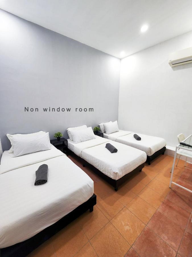Gurney Coast Guest House By Sky Hive George Town Exterior foto